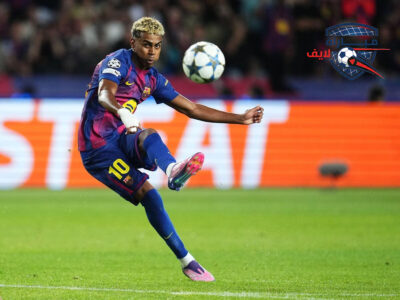 لاعبو برشلونة يحتفلون بهدف ضد راسينغ سانتاندر في كأس الملك