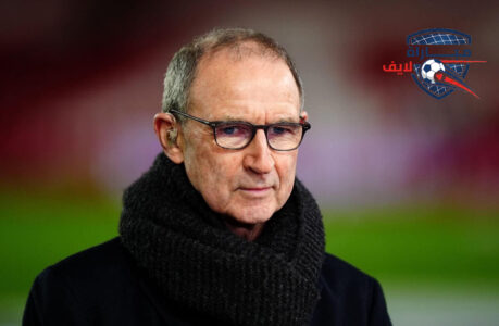 لاعبو بولونيا وسلتيك يتنافسون على الكرة في مباراة الدوري الأوروبي