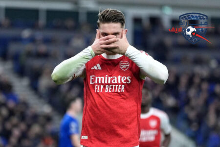 لاعبو كرة قدم في لعبة فانتازي بريميرليج FPL 2025/26