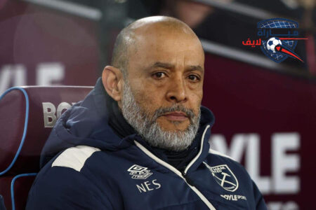 مدرب وست هام نونو سانتو يتحدث خلال مؤتمر صحفي