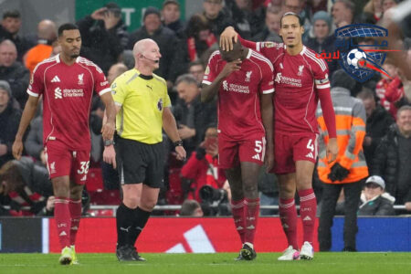 إبراهيما كوناتي يحتفل بهدفه العاطفي مع ليفربول