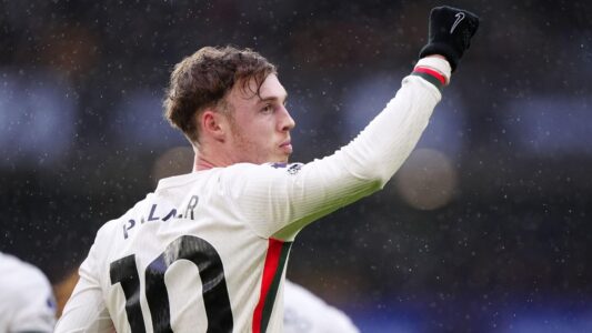 لاعبو تشيلسي وبورت فايل في مباراة بكأس الاتحاد الإنجليزي